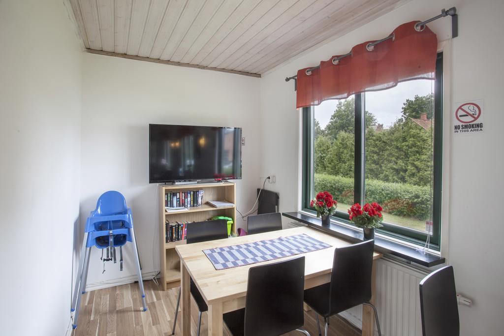 Bruksparkens Hostel 벨링에 시 외부 사진