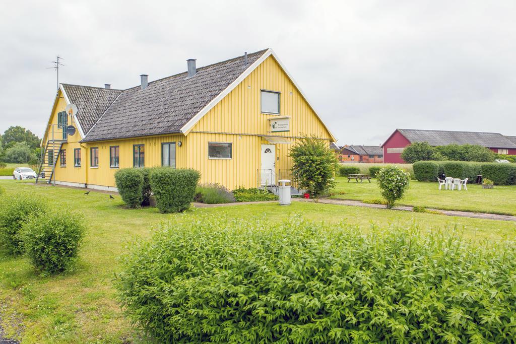 Bruksparkens Hostel 벨링에 시 외부 사진